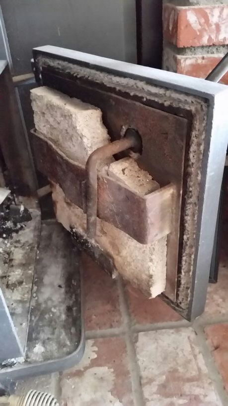 GLO-KING WOOD BURNING FIREPLACE STOVE for Sale in Victorville, CA - OfferUp