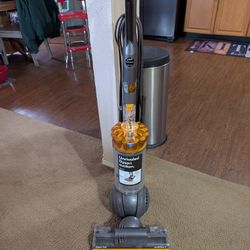 Dyson Ball Multi Floor 2 Vacuum 