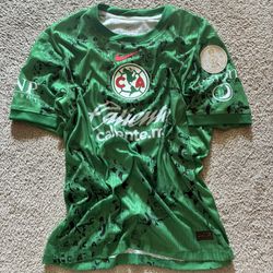Club America https://offerup.com/redirect/?o=Qy5CbGFuY28= soccer jersey 