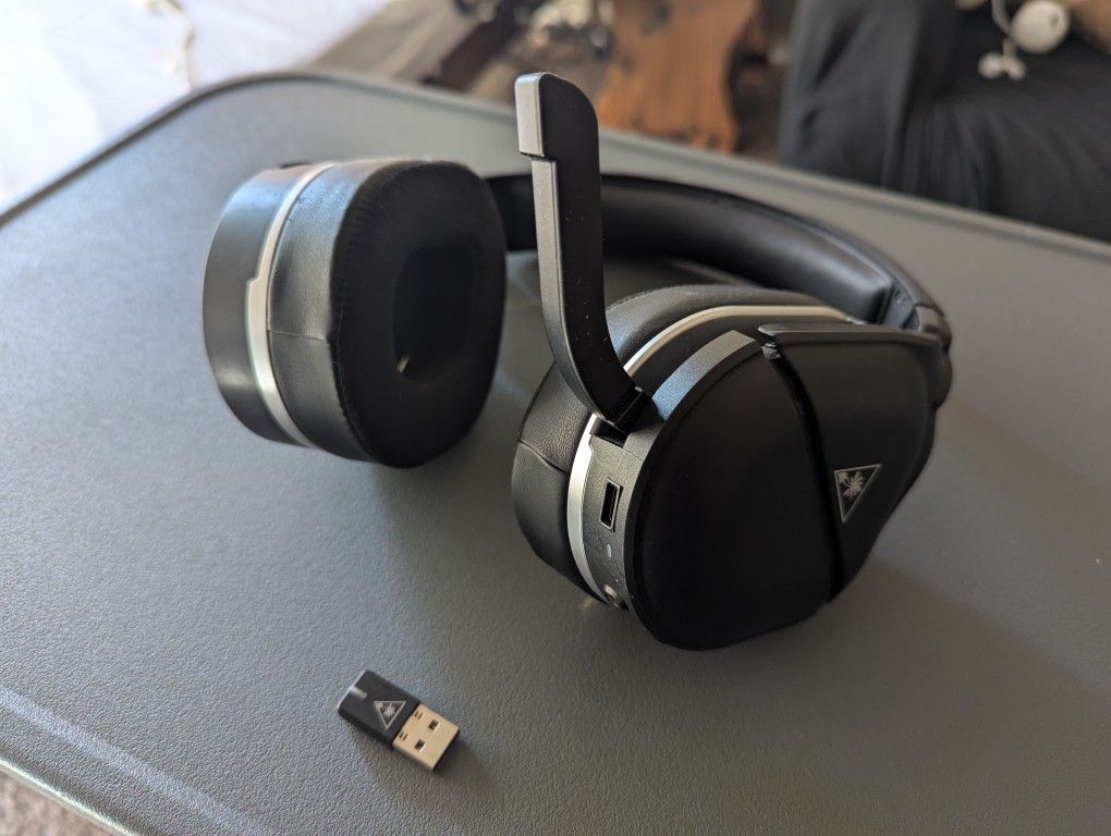 Play Station Wireless Headset (Turtle Beach Stealth 700)