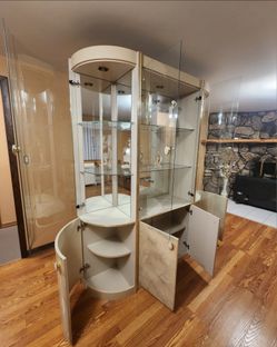 Vetrina Wall Unit