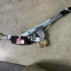 HAUL-MASTER 4000 Ib., 2 Ton Capacity, 10 O ft. Cable Winch Puller