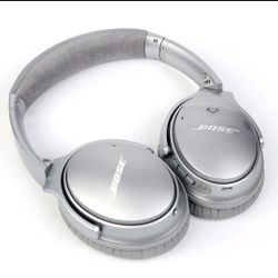 Bose QuietComfort 35 QC35 series II Wireless Headphones Noise-Cancelling Silver