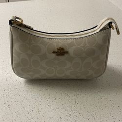 Women’s Luxury Purse 
