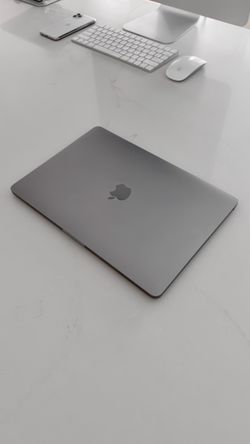 Apple MacBook Pro 13-inch 2019 i5 256GB