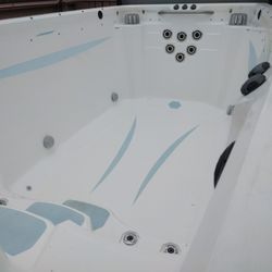 30 K 14 Ft Marquis ATV........ Swim Spa    