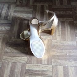 Jessica Simpson High Heels