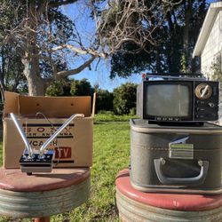 Vintage Sony Micro Tv And Rabbit Ears Antenna 