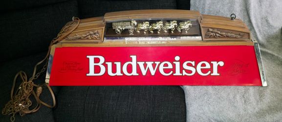 Vintage 1980's Budweiser Beer Clydesdales Pool 40 inch Table Light Illuminated Sign