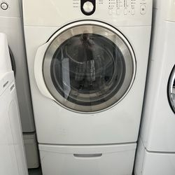 Samsung electric dryer with pedestal ( delivery Available)