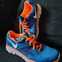Nike Flex Run Shoes - Size (6Y US) - Rare Blue/Orange Color
