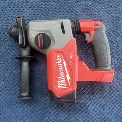Milwaukee Fuel M18  Rotor Hammer One Key