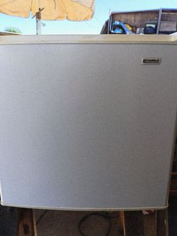 Mini fridge kenmore