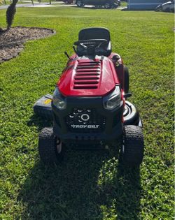 Troy bilt riding lawn mower 42 inch cut