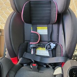 Graco Baby Car Seat 35$