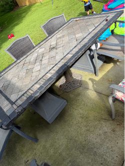 FREE OUTDOOR TABLE 6 chairs