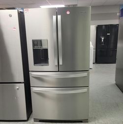Whirlpool 4‑Door French Door Fridge – Stainless, Water Dispenser