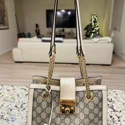 Authentic GG  Gucci  Supreme Canvas Padlock Small Tote Handbag 