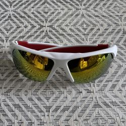 New Sunglasses | White or Black 