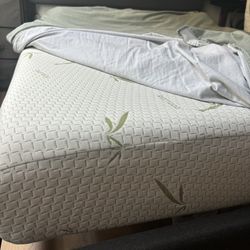 Memory Foam Queen Size Mattress 