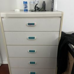 bed desk full bed room 4 pices 