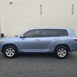 2011 chevy colorado 3.7 5cyl 2wd 188k milles just smog cold ac clean title one owner reg current located in pomona 9o9236I97o runs good no problems re