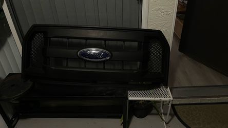 2015 Ford F-150 Original Grill