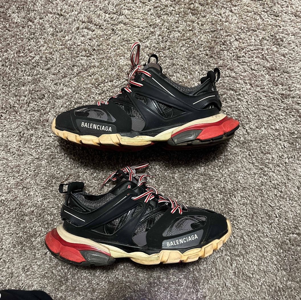 Balenciaga Tracks