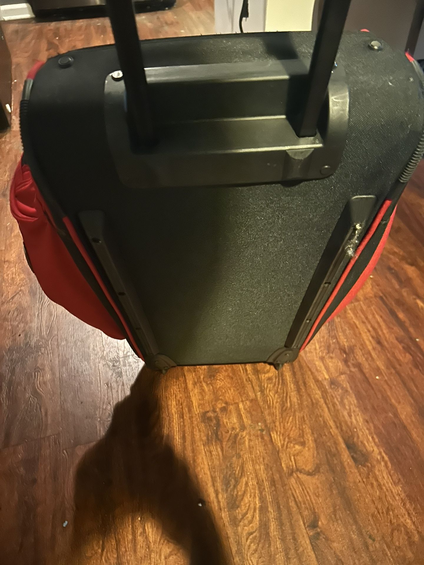 duffel bag rolling wheel suitcase