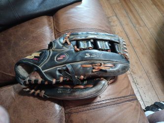 Vintage SSK Dimple-II 13" RHT Black Baseball Glove 
