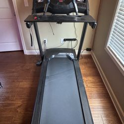Horizon Fitness Treadmill 7.0 AT