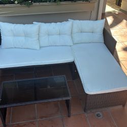 Out Door Furniture With Table