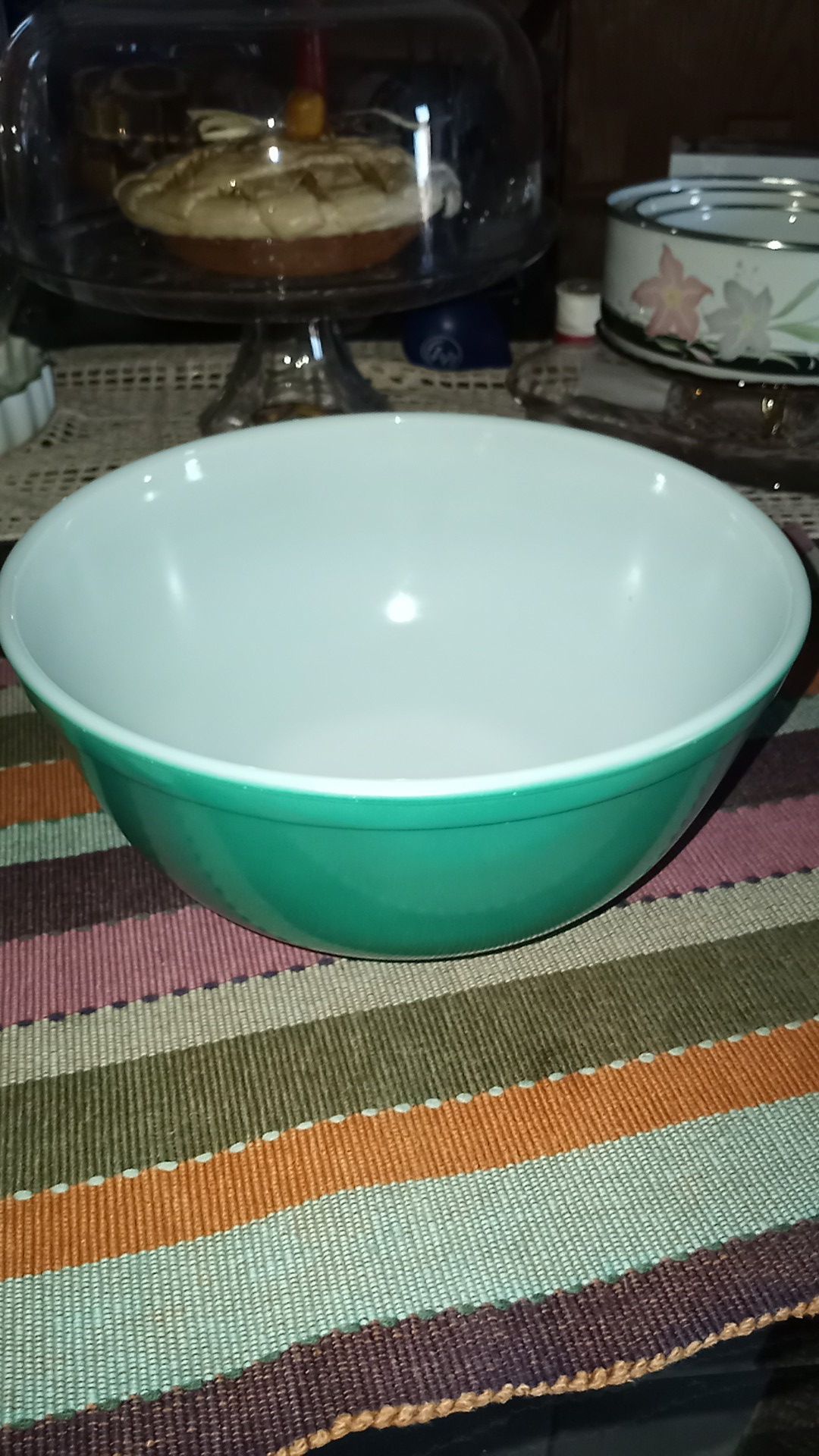 Vintage Pyrex Colored Glass Bowl