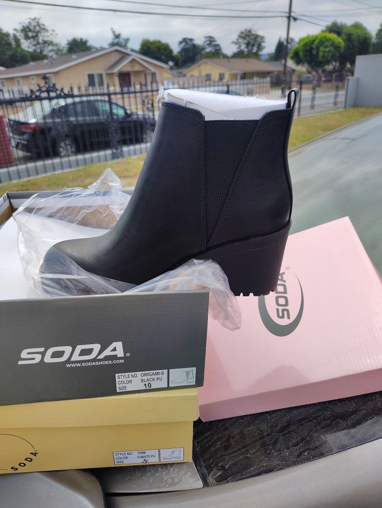 Black Boot