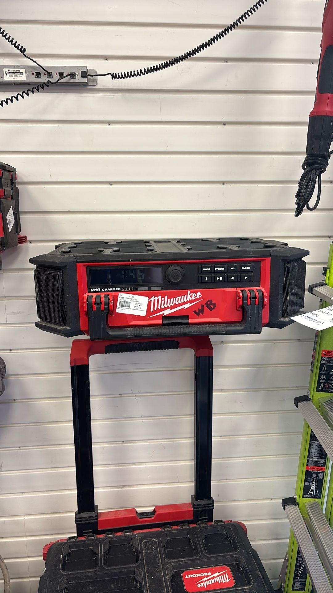 Milwaukee Tool Box/radio