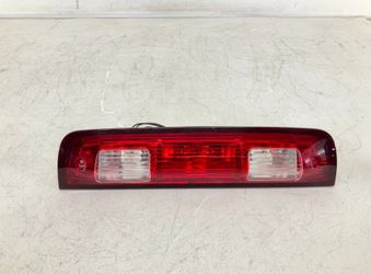 11-18 Ram 1500 Crew Cab Rear High Mounted Third Brake Stop Light Lamp USED