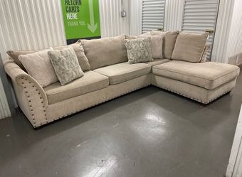 Free Delivery - Nice Sectional Sofa Set