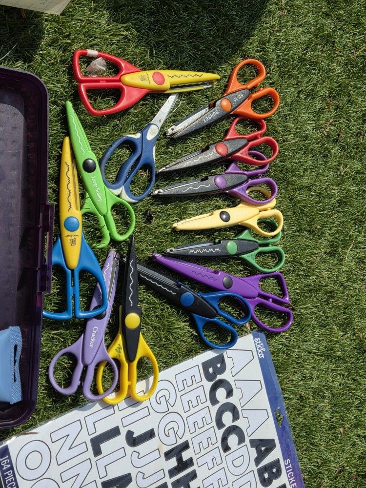 CRAFT SUPPLIES! Great 4 Kids, Teachers, Parents!!!
