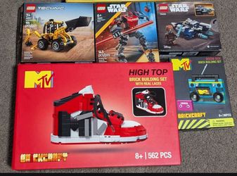 (Brand new Unopened)6  Lego sets retail @ $115  selling for $50
