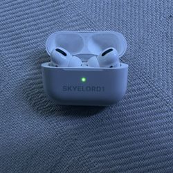 Apple air pods