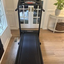 Wesslo Cadence C66 Treadmill - Working! (Pending Pick Up)
