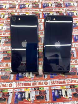 Iphone SE  3rd gen 64 GB unlocked 