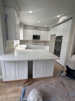 White Shaker And Stone