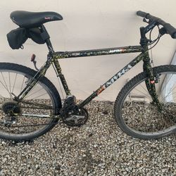 NICE UNIVEGA ALPINA UNO MOUNTAIN BIKE 