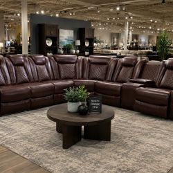 🔥 Brown Power Reclining Sectional – Only $1,699! 🔥