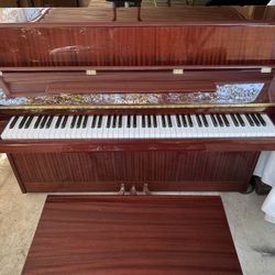 Samick Upright Piano