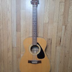 Yamaha FG331