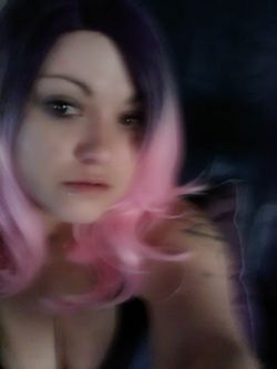 Wig pink/black only worn once