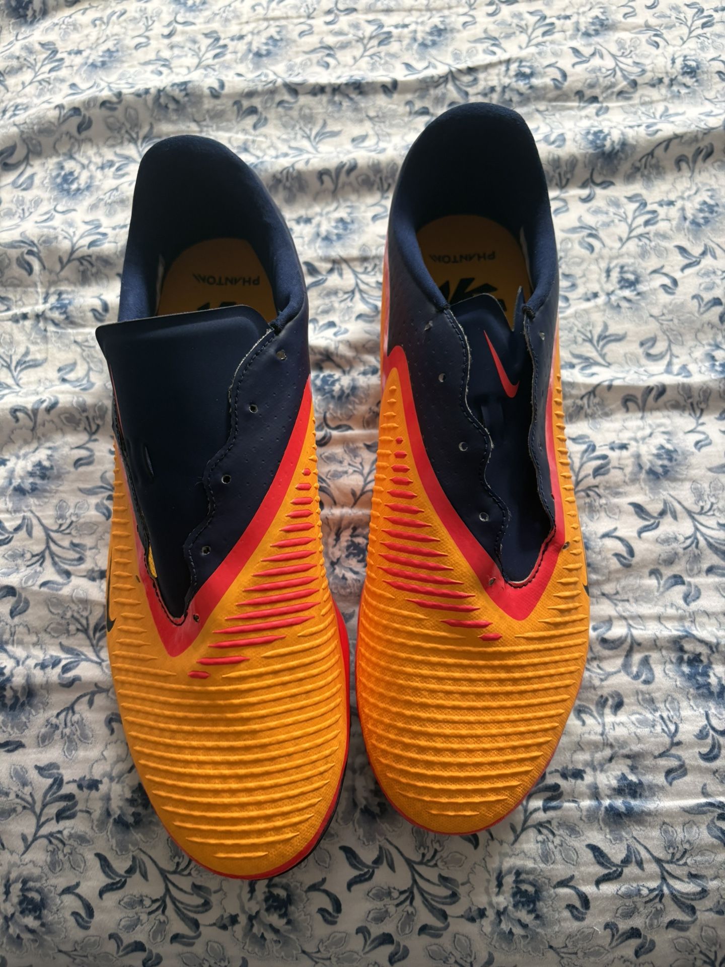 Erling Haaland Nike Phantom 6 Soccer/Football Cleats 