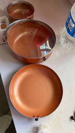 A set of pots